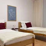 Luxury Downtown Apartament