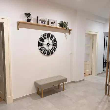 Luxury Downtown Apartmán *