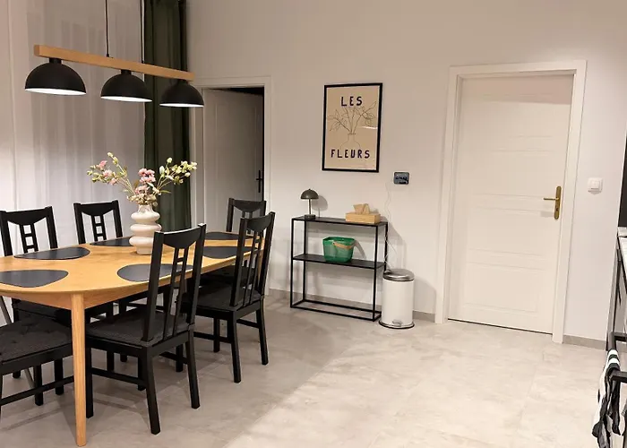 Διαμέρισμα Luxury Downtown *